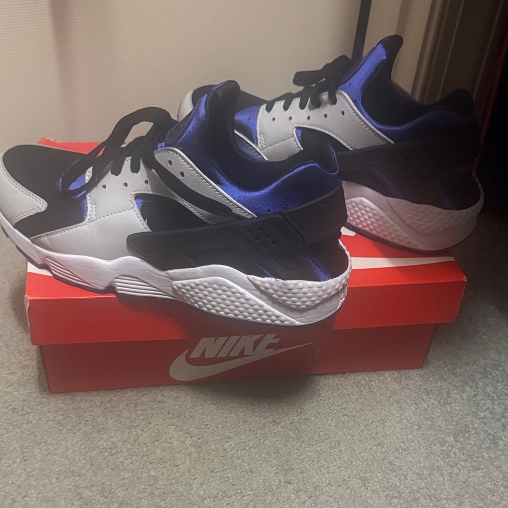 Nike Huarache Sneakers - White, Black & Purple Metallic
